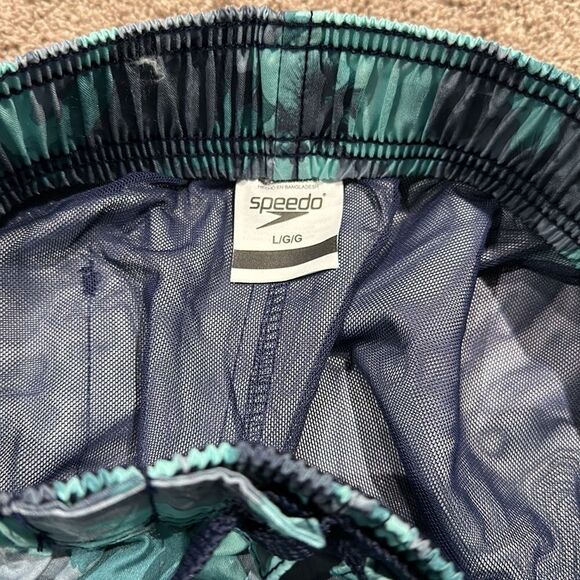 Speedo boys swim trunks size 14/16 tie front elastic back - Picture 5 of 6